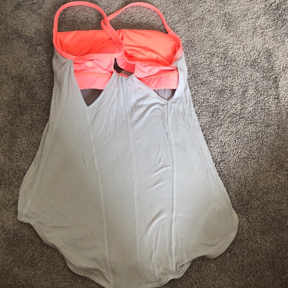 Lululemon tank with built in bra - Picture 2 of 2